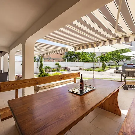 Ancora With Private Pool - Happy 公寓