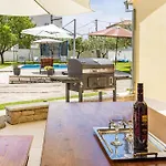 Apartment Ancora With Private Pool - Happy Hreljici