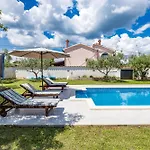 Ancora With Private Pool - Happy * Hreljici